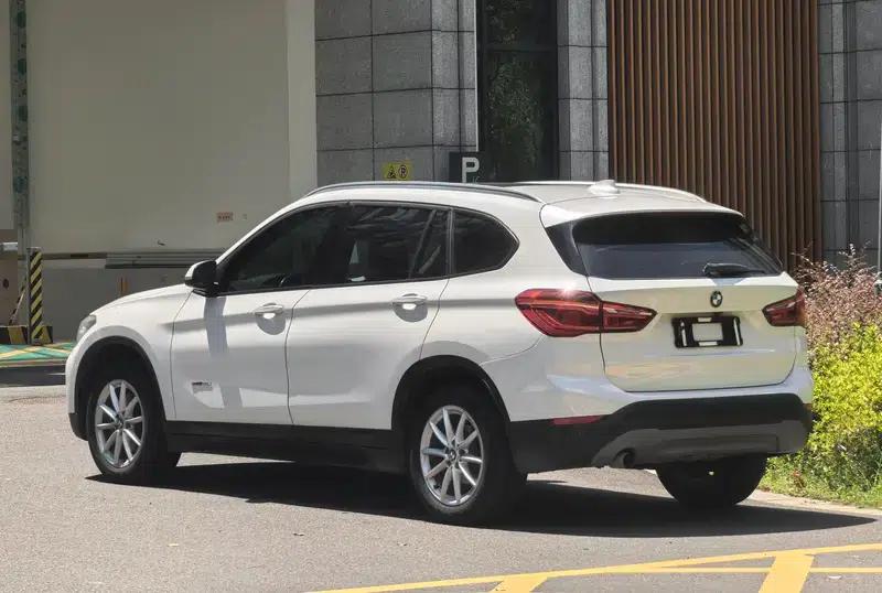 BMW X1 2016 sDrive18Li Fashion Edition — миниатюра 4