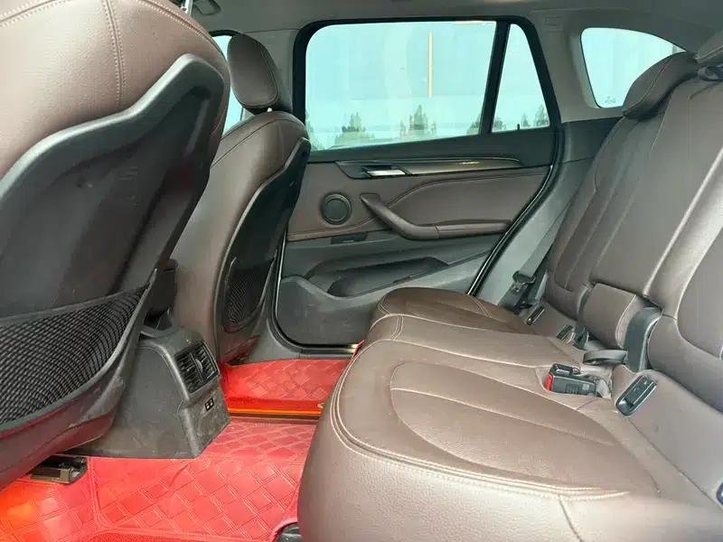 BMW X1 2019 sDrive18Li Premium — миниатюра 12