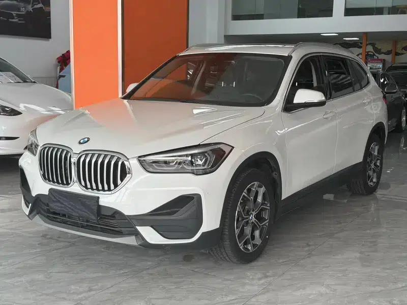 BMW X1 2022 sDrive25Li Leading Edition — миниатюра 1