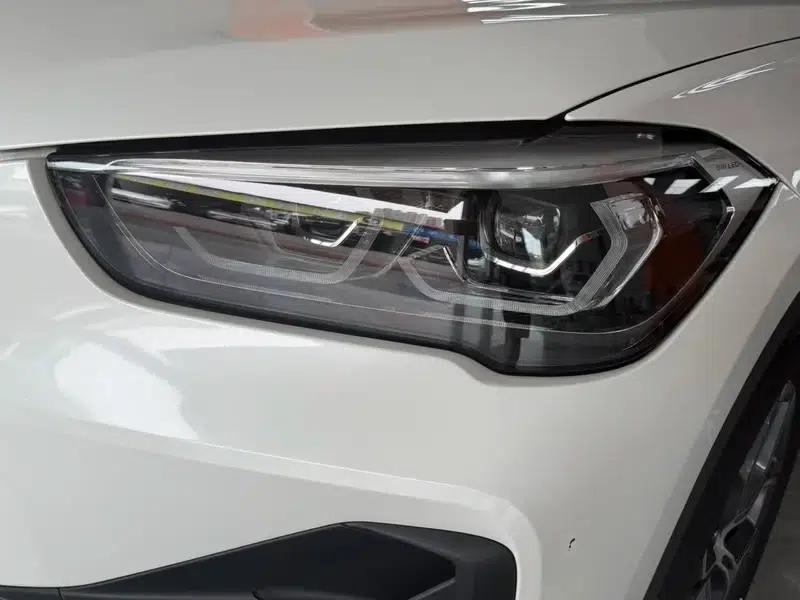 BMW X1 2022 sDrive25Li Leading Edition — миниатюра 6