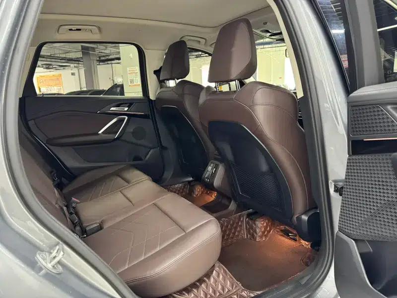 2023 BMW X1 sDrive20Li X Design Package — миниатюра 7