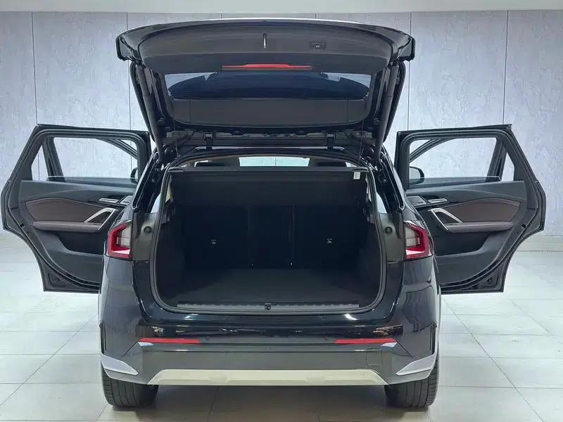 2023 BMW X1 sDrive25Li X Design Package — миниатюра 24
