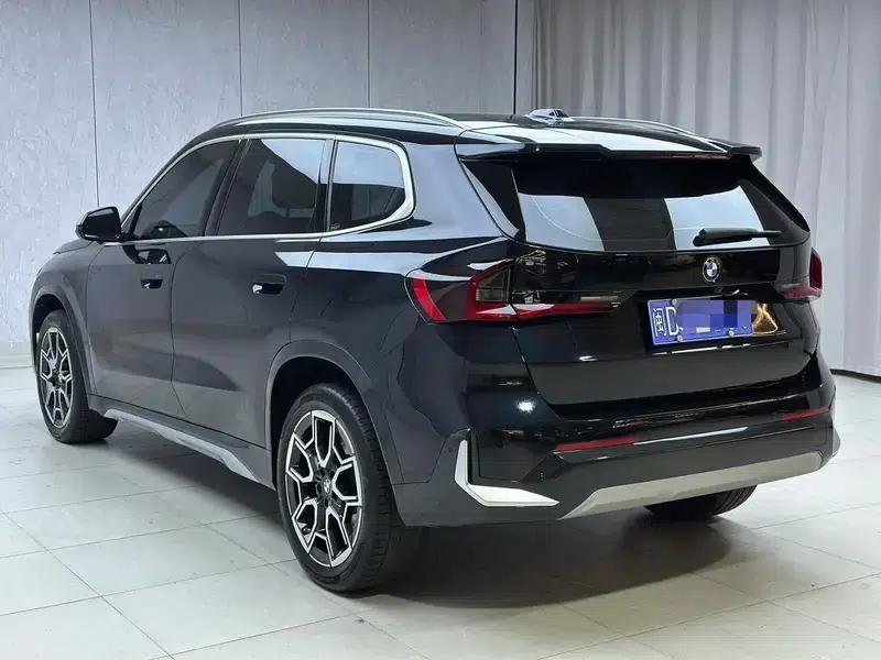 2023 BMW X1 sDrive25Li X Design Package — миниатюра 4