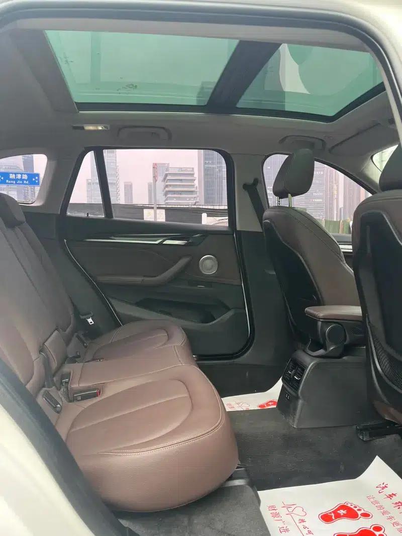 BMW X1 2021 xDrive25Li Premium — миниатюра 11