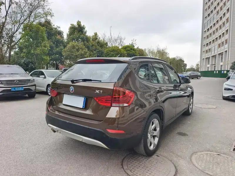BMW X1 2012 sDrive18i Luxury — миниатюра 7
