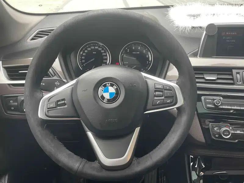 BMW X1 2019 sDrive18Li Premium — миниатюра 14