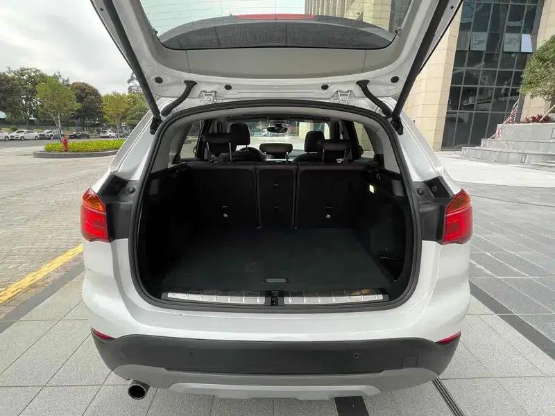 BMW X1 2019 sDrive18Li Premium — миниатюра 19