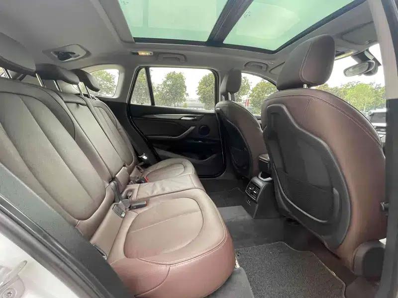 BMW X1 2019 sDrive18Li Premium — миниатюра 20