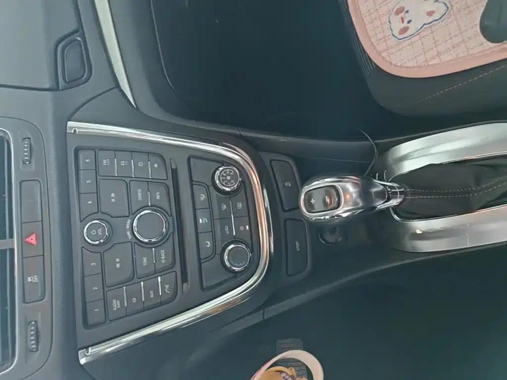 2015 Buick Encore 1.4T Automatic 2WD Urban Elite — миниатюра 14