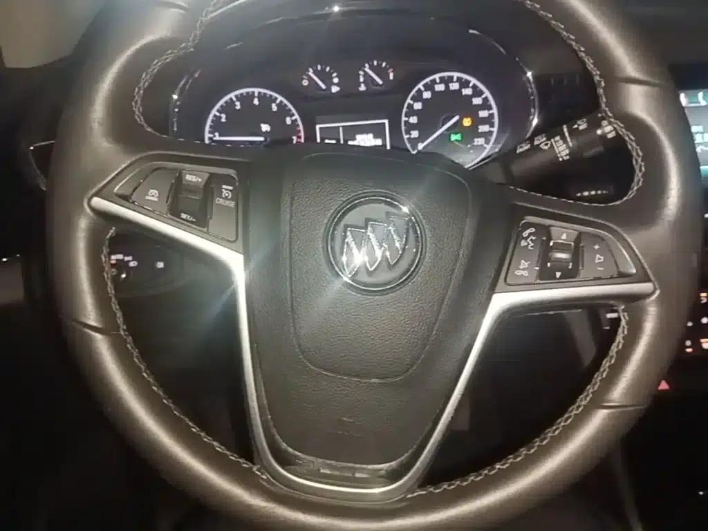 2016 Buick Encore 18T Automatic 2WD Urban Elite — миниатюра 11