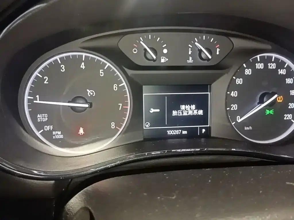 2016 Buick Encore 18T Automatic 2WD Urban Elite — миниатюра 12