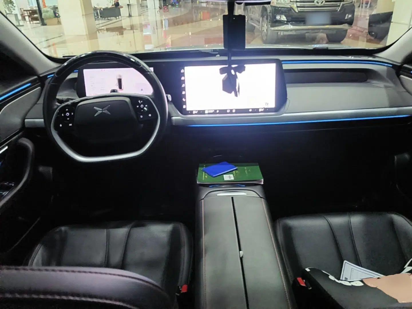 XPeng P7 2022 625E — миниатюра 17