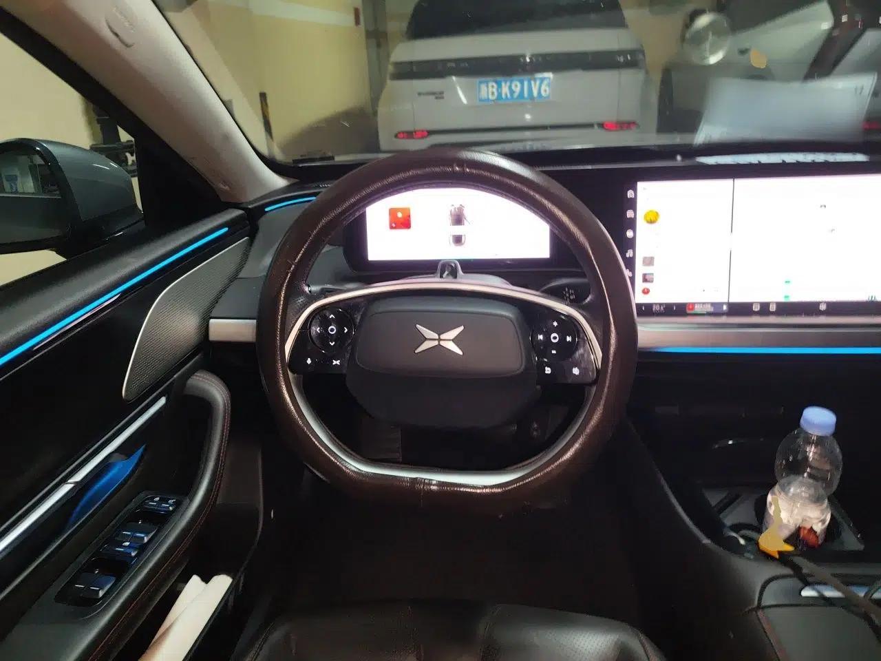 XPeng P7 2021 670G — миниатюра 10