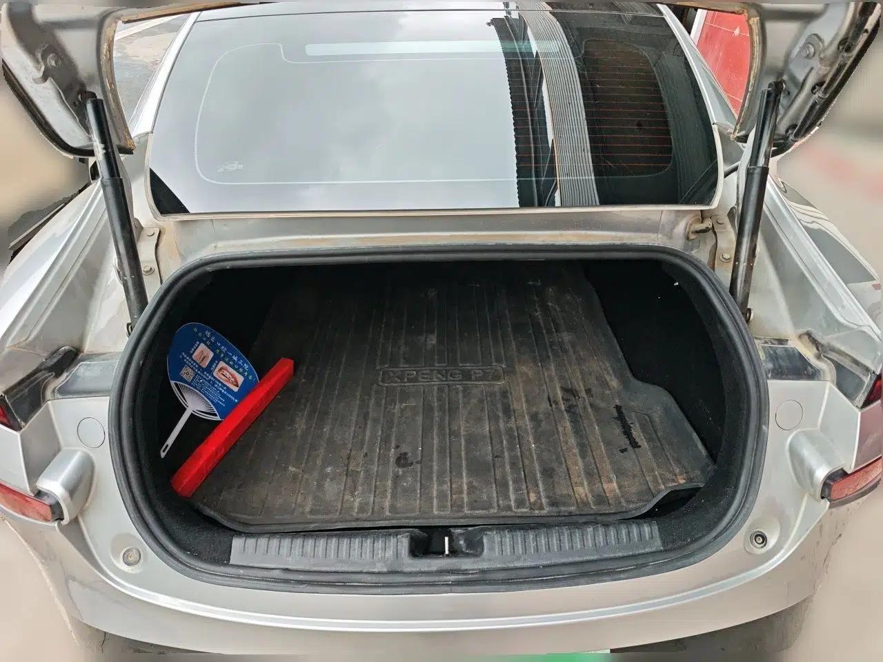 XPeng P7 2021 480N — миниатюра 19