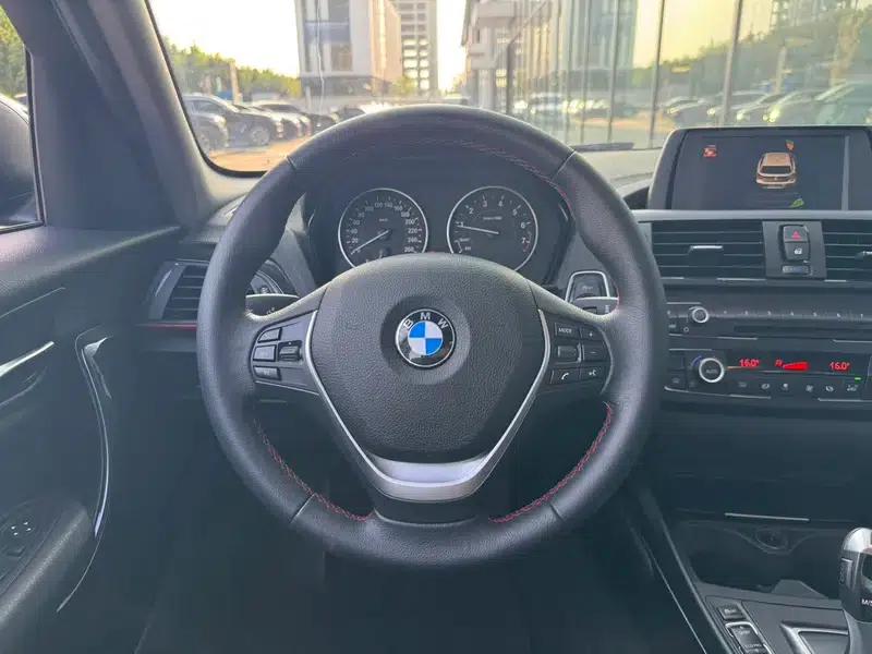BMW 1 Series (Imported) 2013 Facelift 118i Sport — миниатюра 11