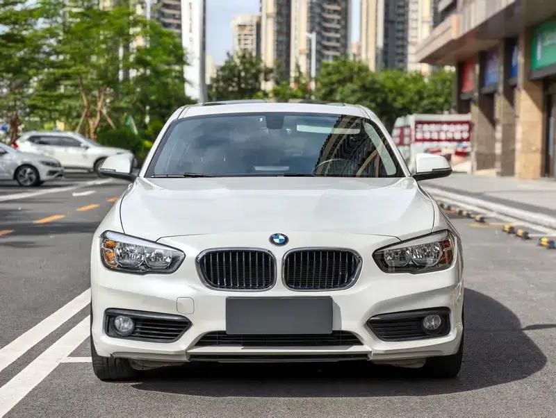 BMW 1 Series (Imported) 2018 118i Leading Edition — миниатюра 2