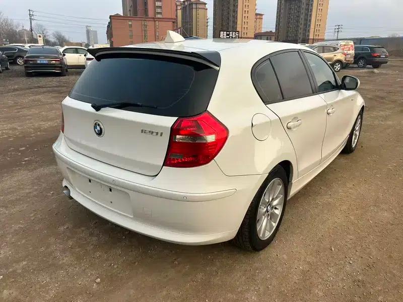 BMW 1 Series (Imported) 2010 120i Sport Limited Edition — миниатюра 6