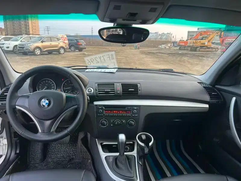 BMW 1 Series (Imported) 2010 120i Sport Limited Edition — миниатюра 7
