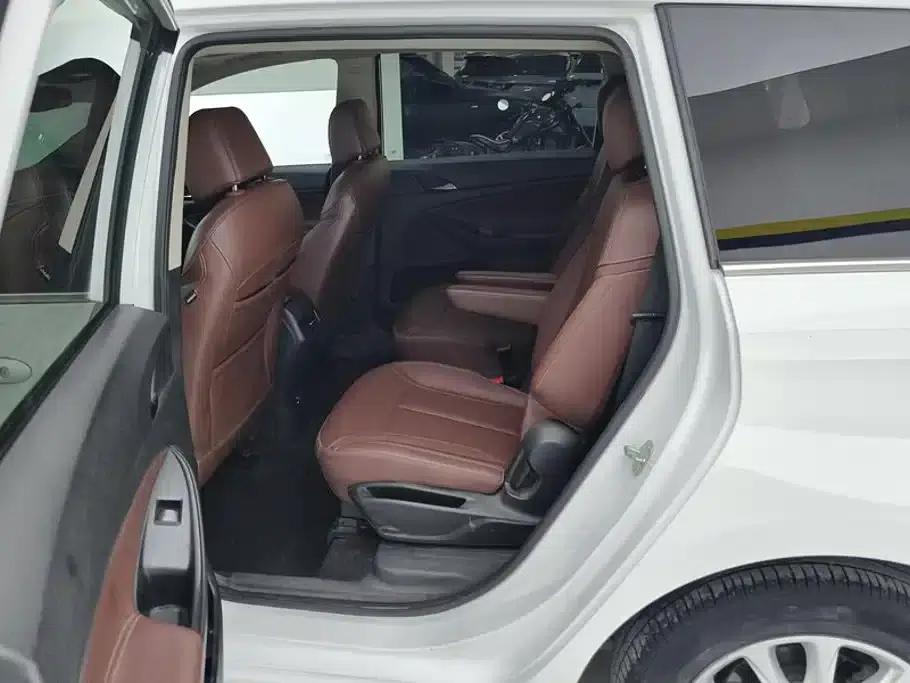Buick GL6 2018 18T 6-seater Luxury — миниатюра 11