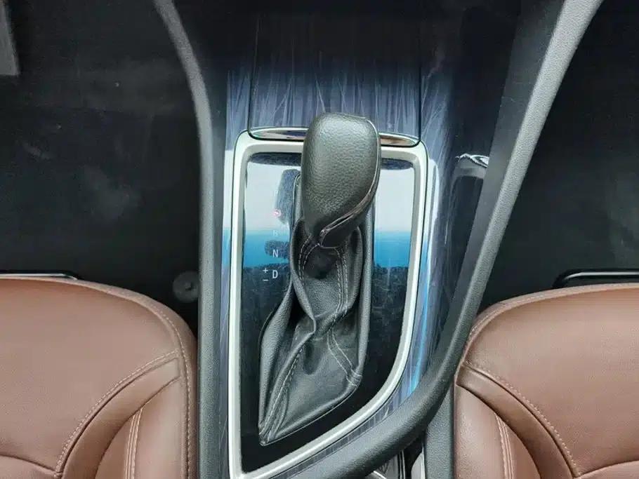 Buick GL6 2018 18T 6-seater Luxury — миниатюра 16