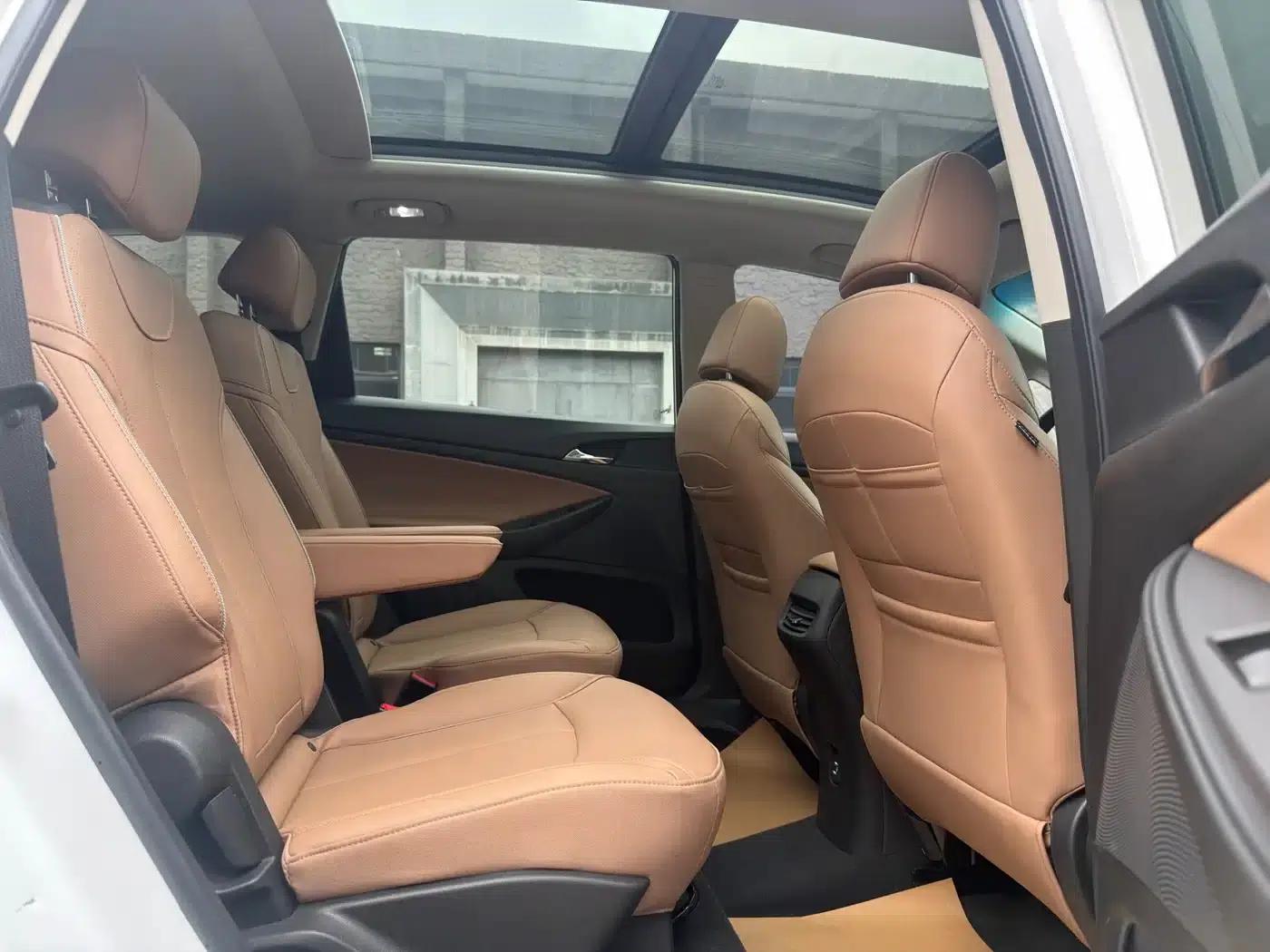 Buick GL6 2021 323T Mild Hybrid Connected Premium Edition — миниатюра 10