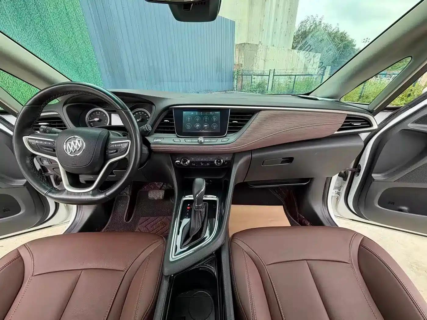 Buick GL6 2018 18T 6-seater Luxury — миниатюра 9