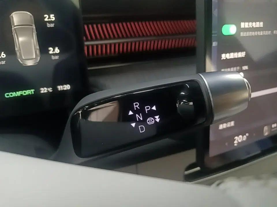 XPeng G6 2025 625 Long-Range Max Tech Edition — миниатюра 21