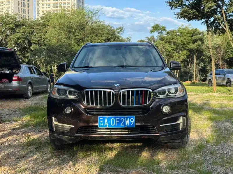 BMW X5 (Imported) 2015 xDrive28i — миниатюра 2