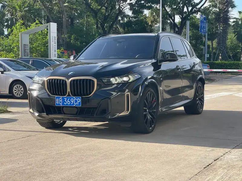 BMW X5 2024 xDrive 40Li Luxury Black Flame Limited Edition — миниатюра 1
