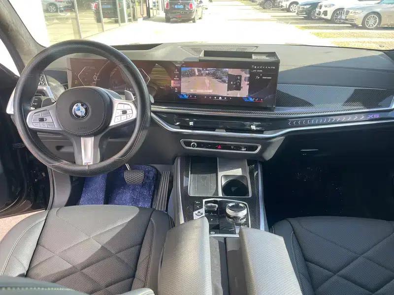 BMW X5 2024 xDrive 40Li Luxury Black Flame Limited Edition — миниатюра 5