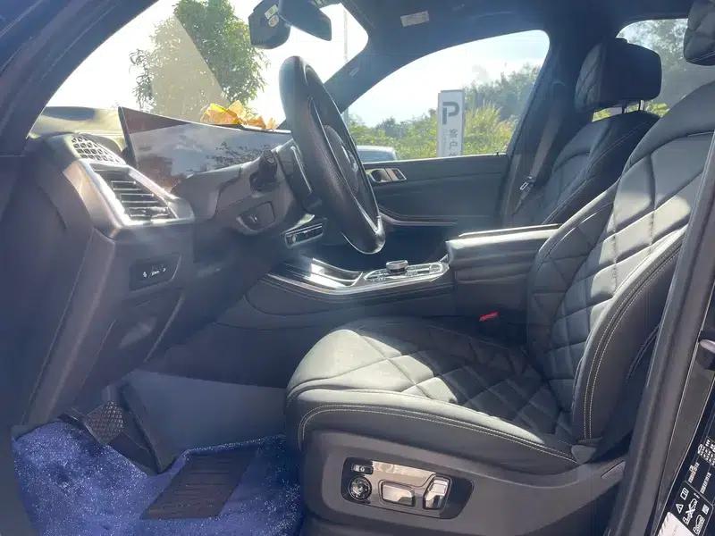 BMW X5 2024 xDrive 40Li Luxury Black Flame Limited Edition — миниатюра 8