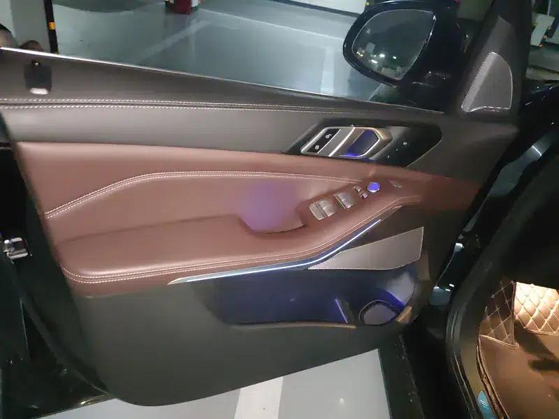 BMW X5 2022 xDrive 30Li Luxury M Sport Package — миниатюра 16