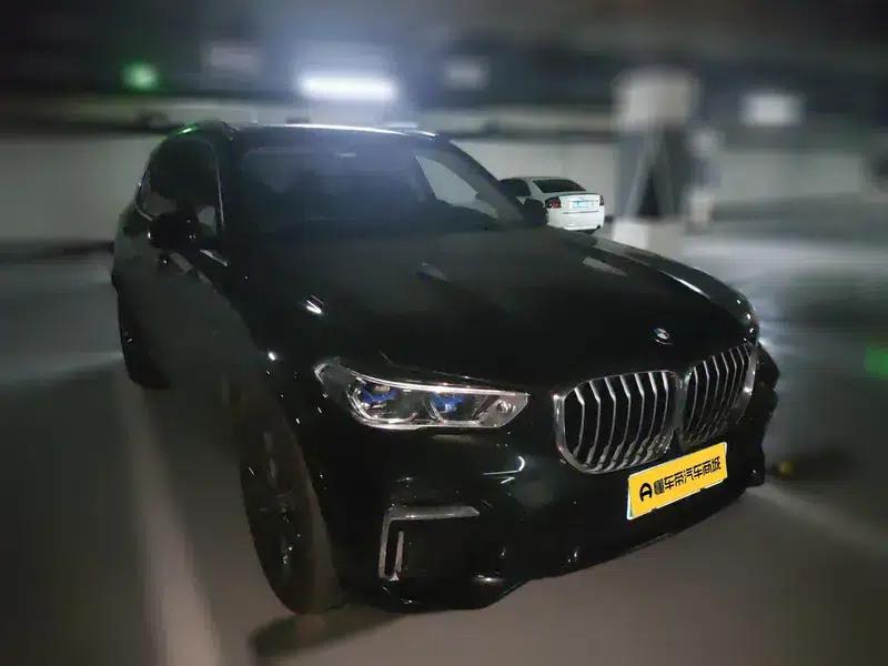 BMW X5 2022 xDrive 30Li Luxury M Sport Package — миниатюра 3