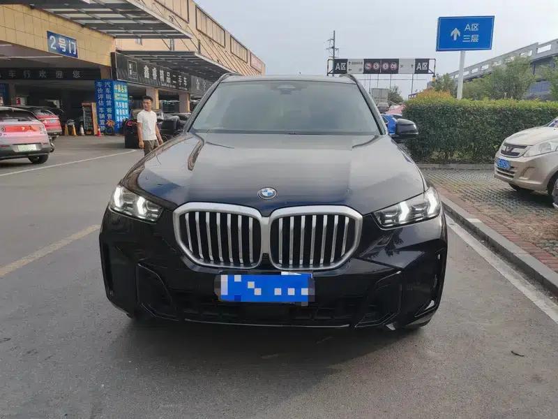 BMW X5 2023 xDrive30Li M Sport Package — миниатюра 2