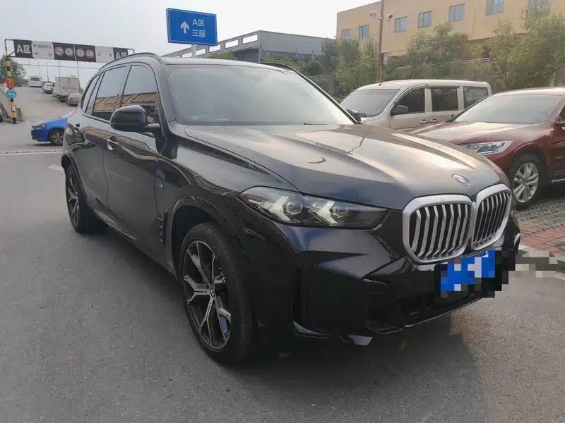 BMW X5 2023 xDrive30Li M Sport Package — миниатюра 3