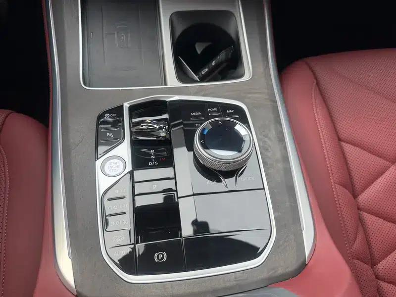 BMW X5 2023 xDrive30Li M Sport Package — миниатюра 15
