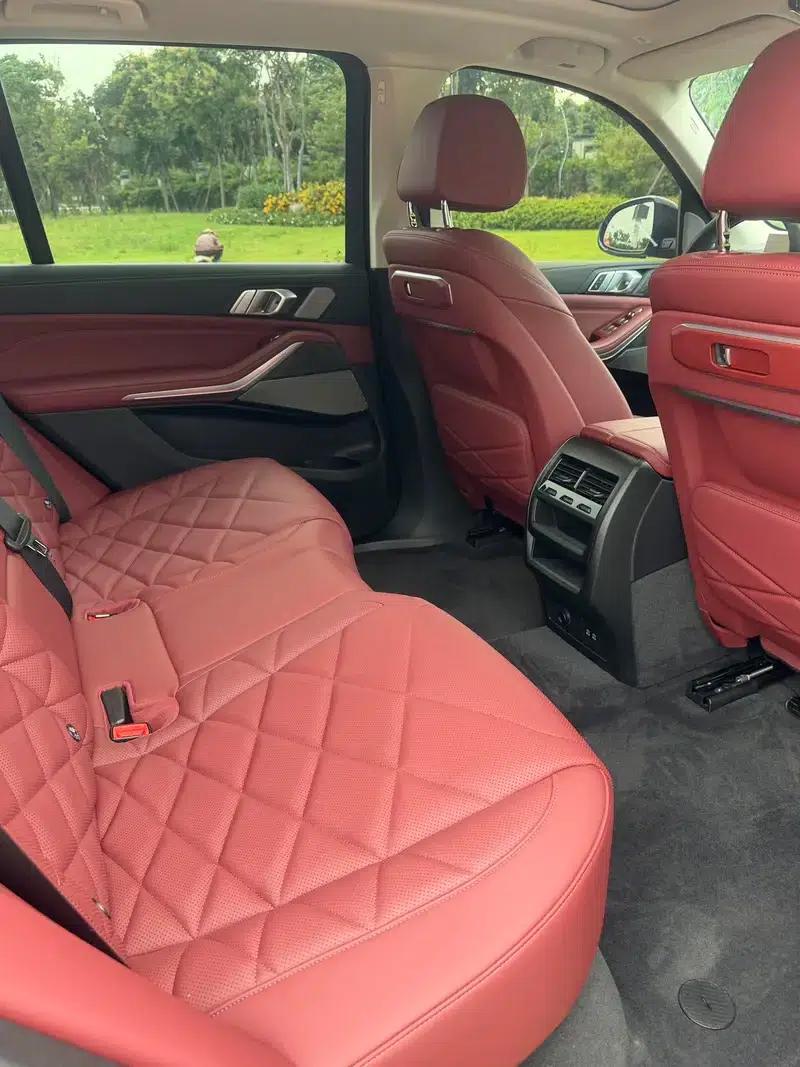 BMW X5 2023 xDrive30Li M Sport Package — миниатюра 10