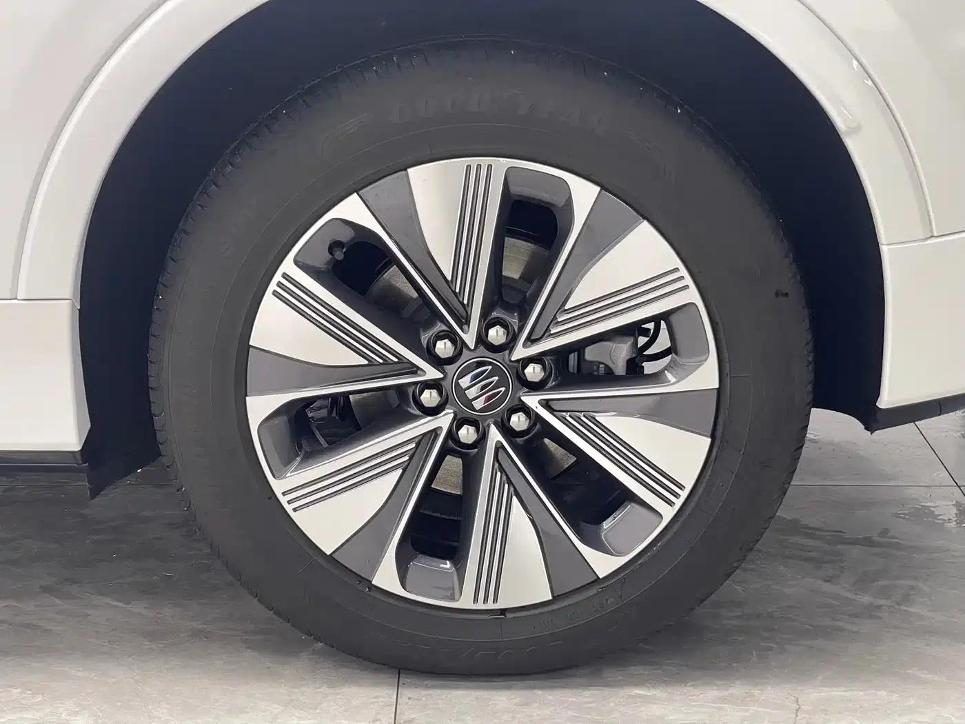 Buick E5 2025 620KM Premium Edition — миниатюра 19