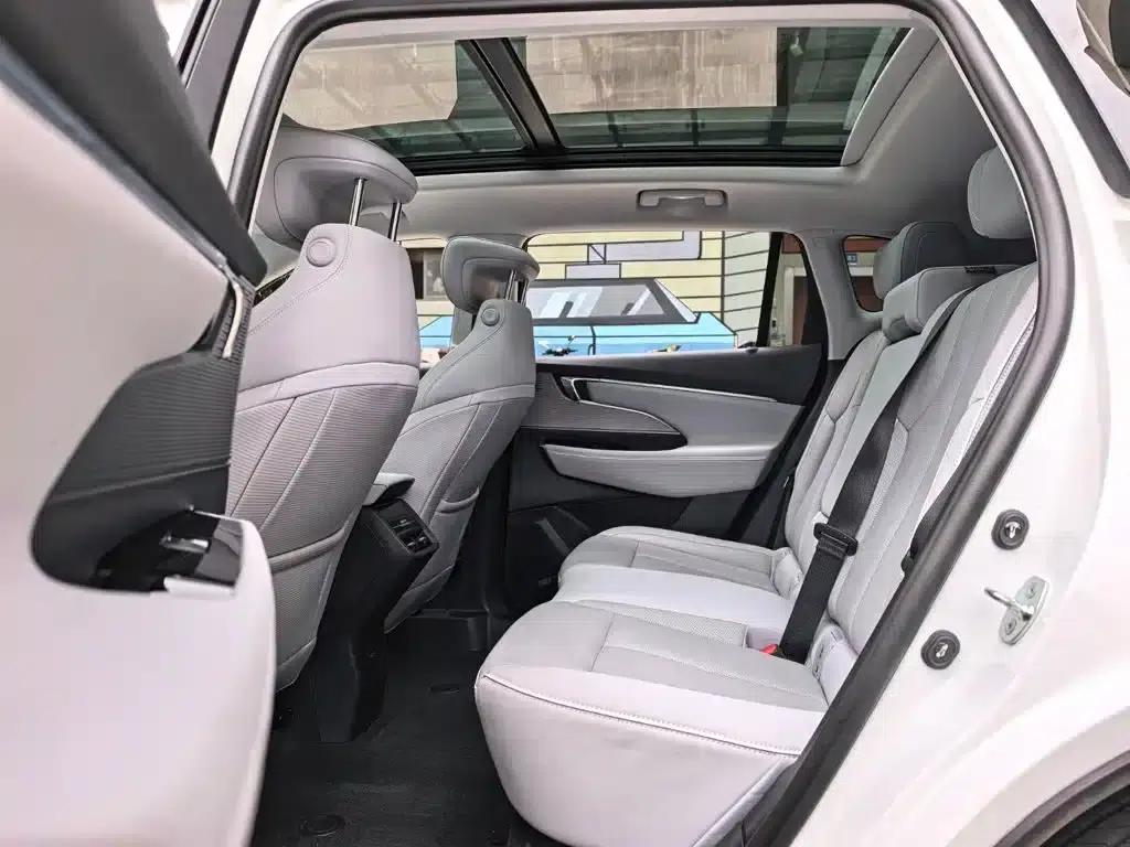 Buick E5 2023 Premium Standard Range Edition — миниатюра 6
