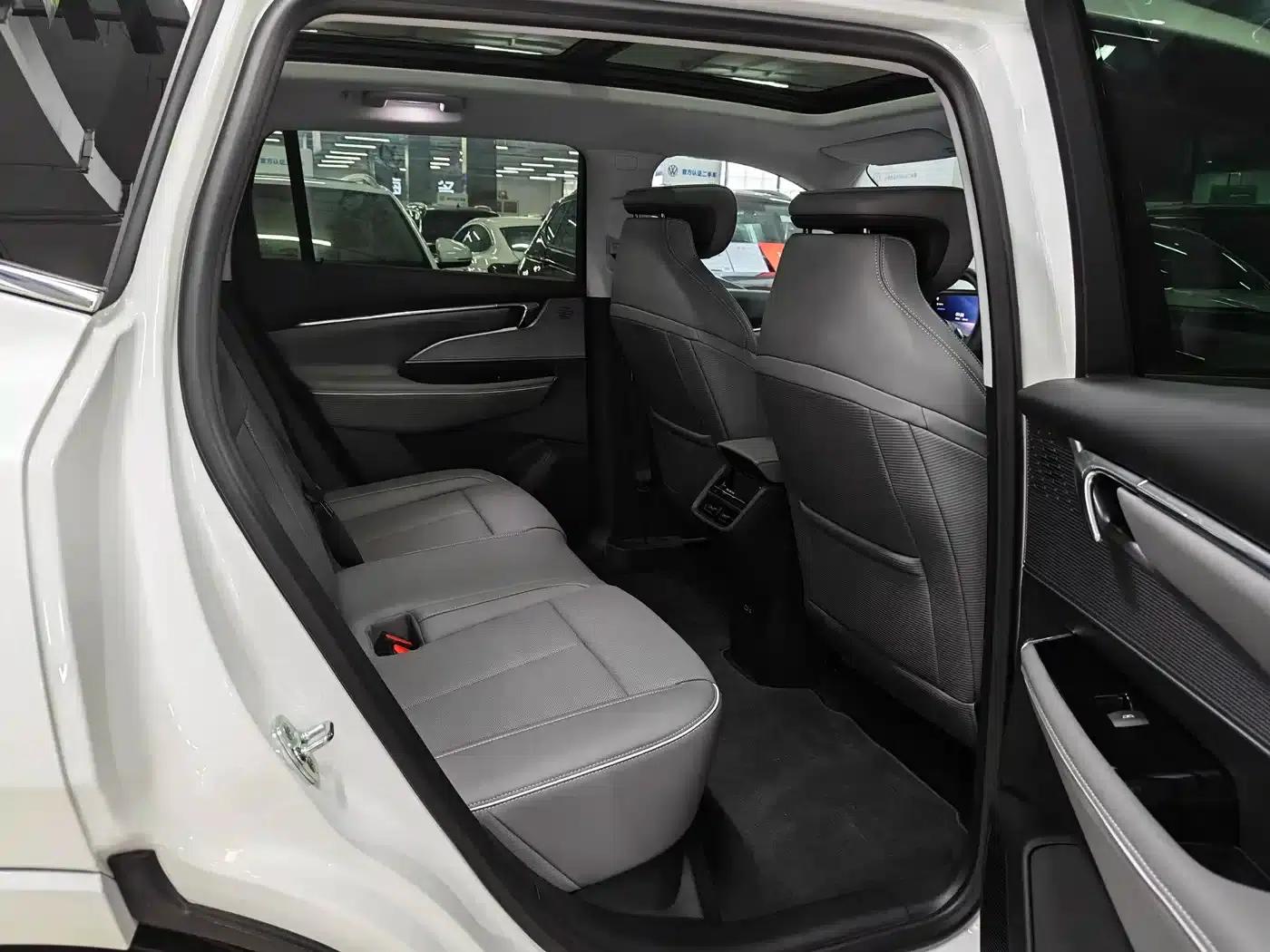 Buick E5 2025 620KM Premium Edition — миниатюра 11