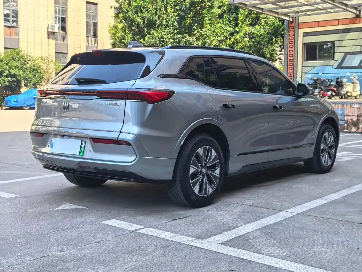 Buick E5 2024 Pioneer Pro Edition — миниатюра 15