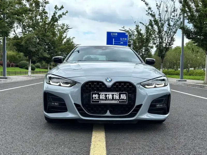 2023 BMW 4 Series 425i M Sport Package — миниатюра 2
