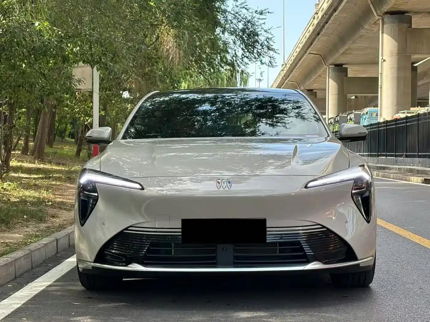 Buick L7 Luxury Edition 2025 — миниатюра 2