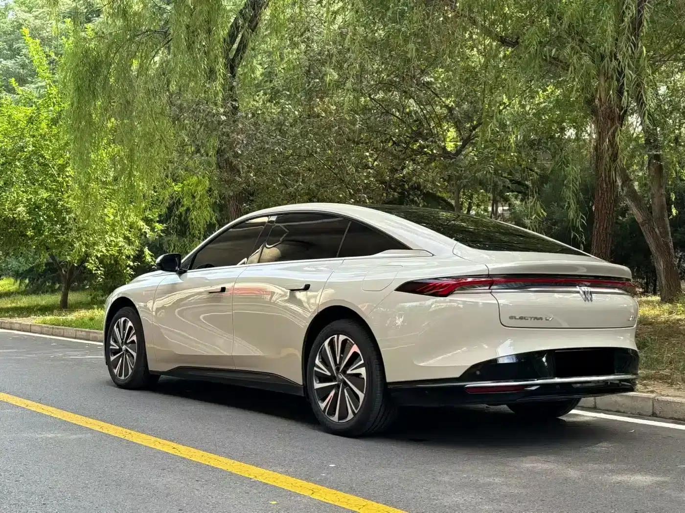 Buick L7 Luxury Edition 2025 — миниатюра 4