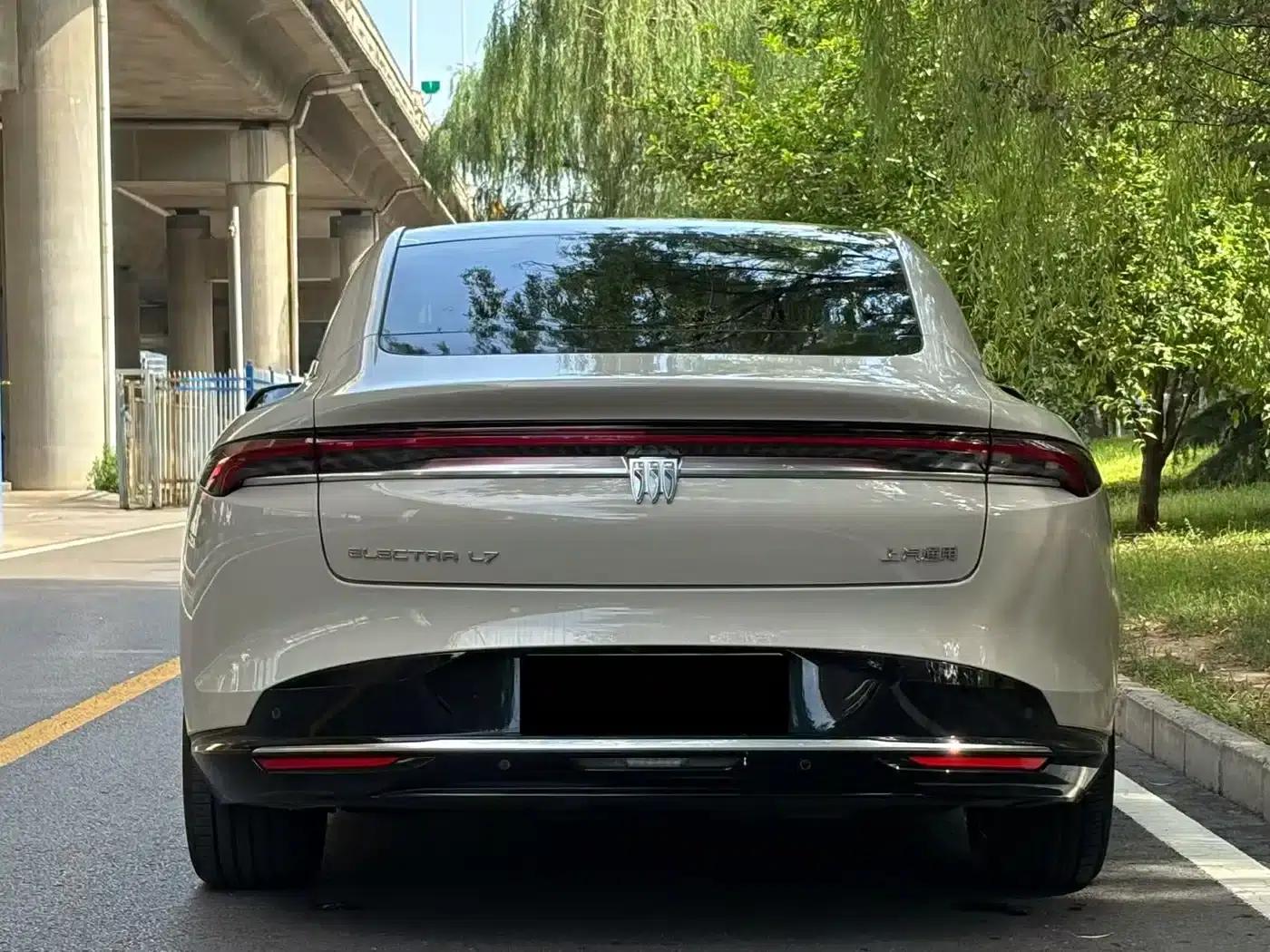 Buick L7 Luxury Edition 2025 — миниатюра 5