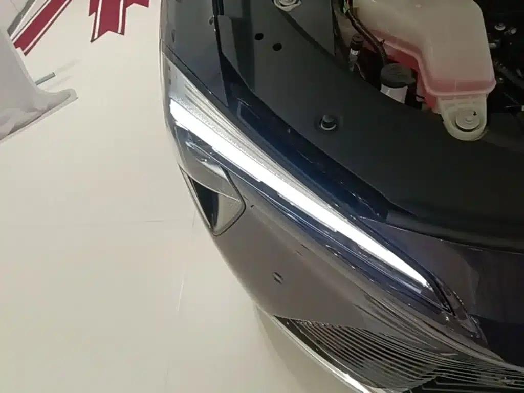 Buick Avenir 2025 — миниатюра 13