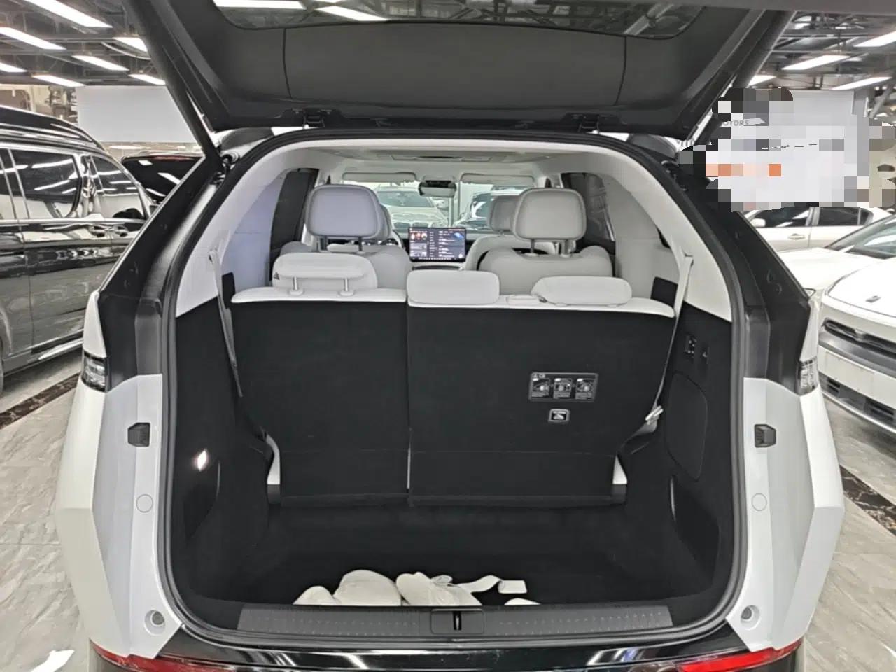 XPeng X9 2024 702 Ultra-Long Range Pro — миниатюра 22