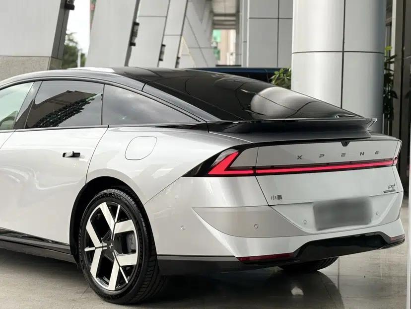 XPeng P7+ 2026 Model, Range-Extended 1550 Max Flagship Edition — миниатюра 2
