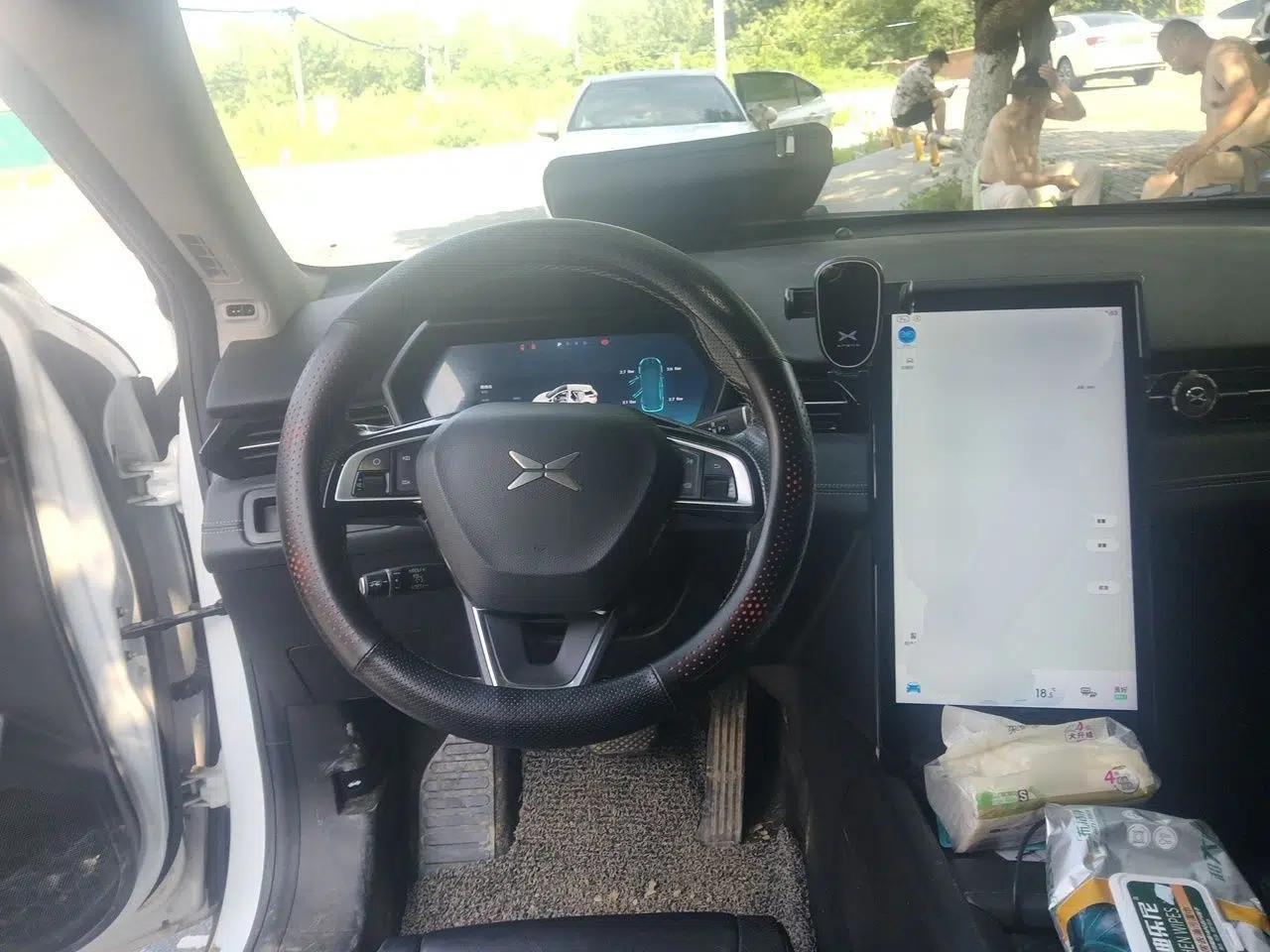 XPeng G3 2019 Smart Edition — миниатюра 7