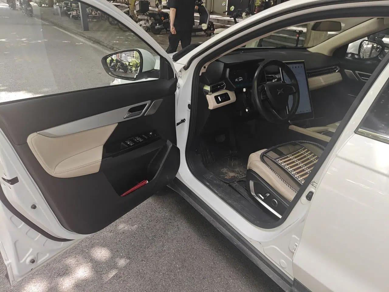 XPeng G3 2019 Smart Edition — миниатюра 16